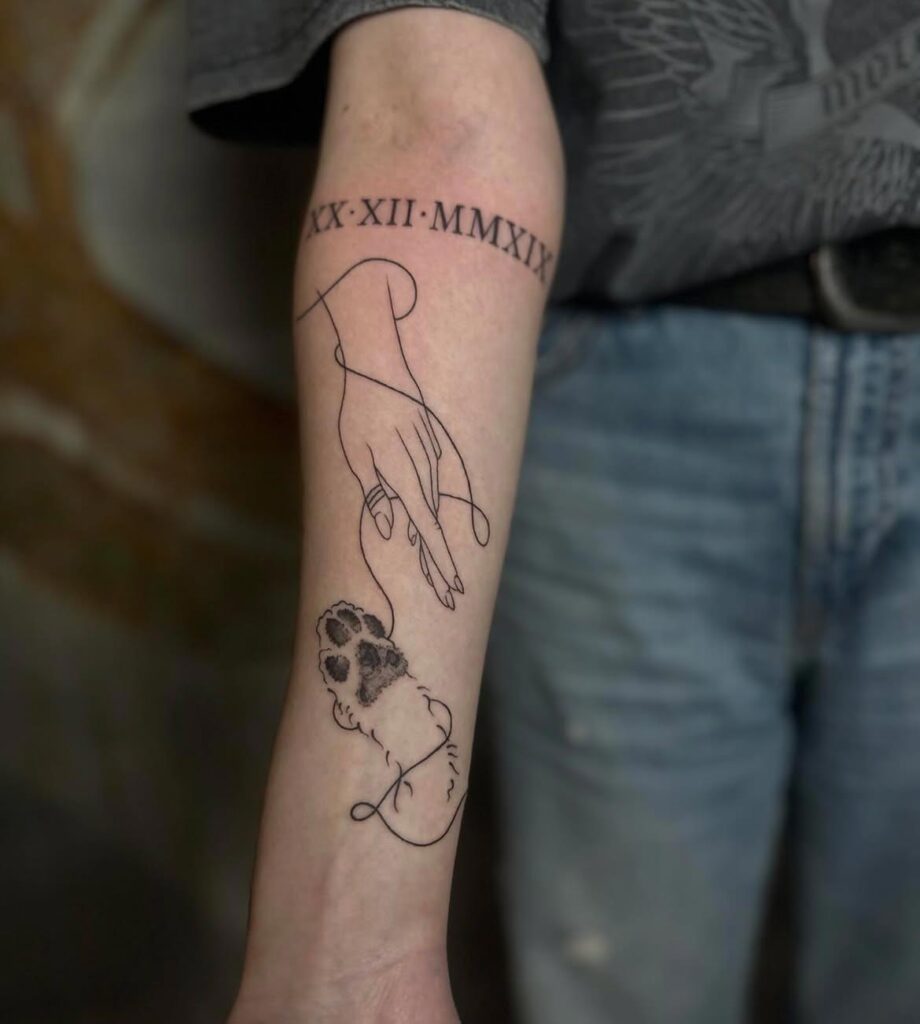15 cm velik preprost linijski tattoo je lahko na primer narejen hitreje kot 10 cm velik realističen tattoo z veliko detajli, teksturami in senčenjem.